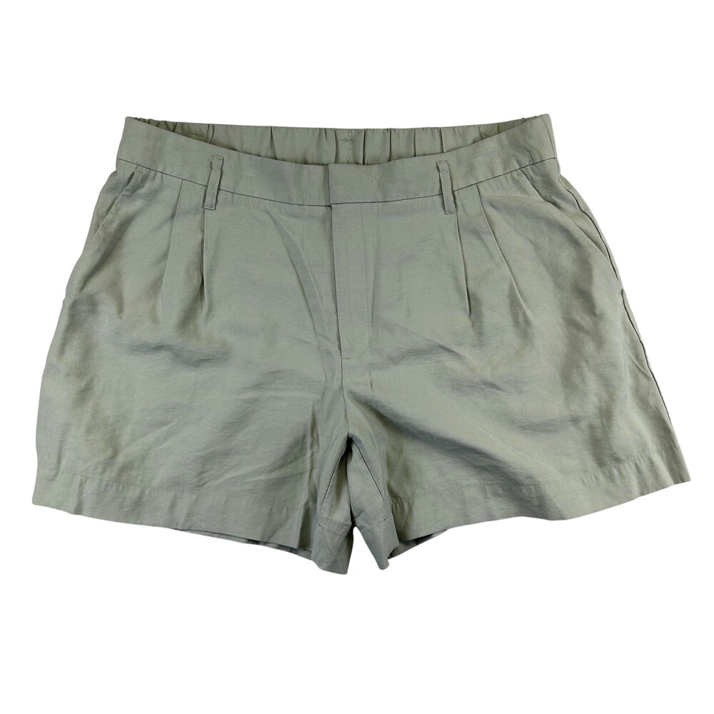 A New Day Shorts Womens Size 16 Green Pleated Twill Chino Casual Summer Pockets